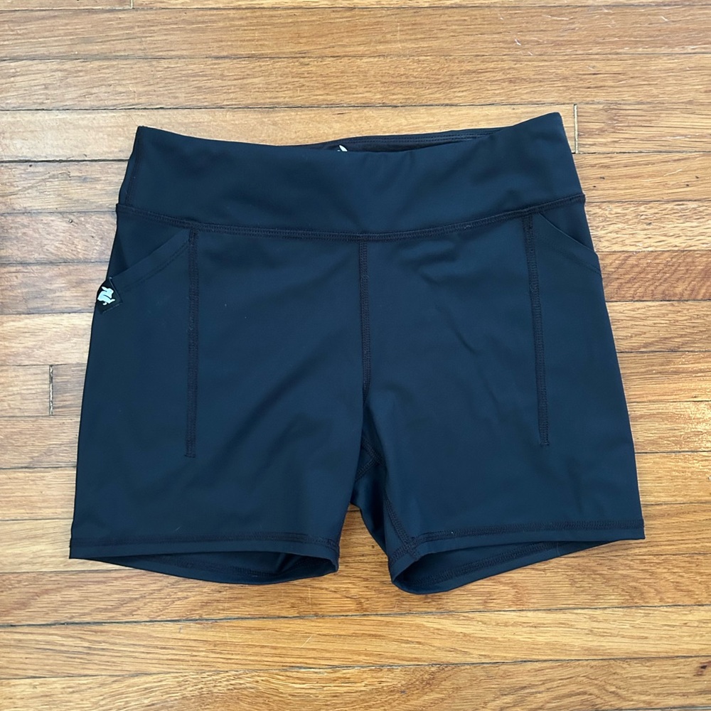 Black Women's Run In Rabbit Shorts